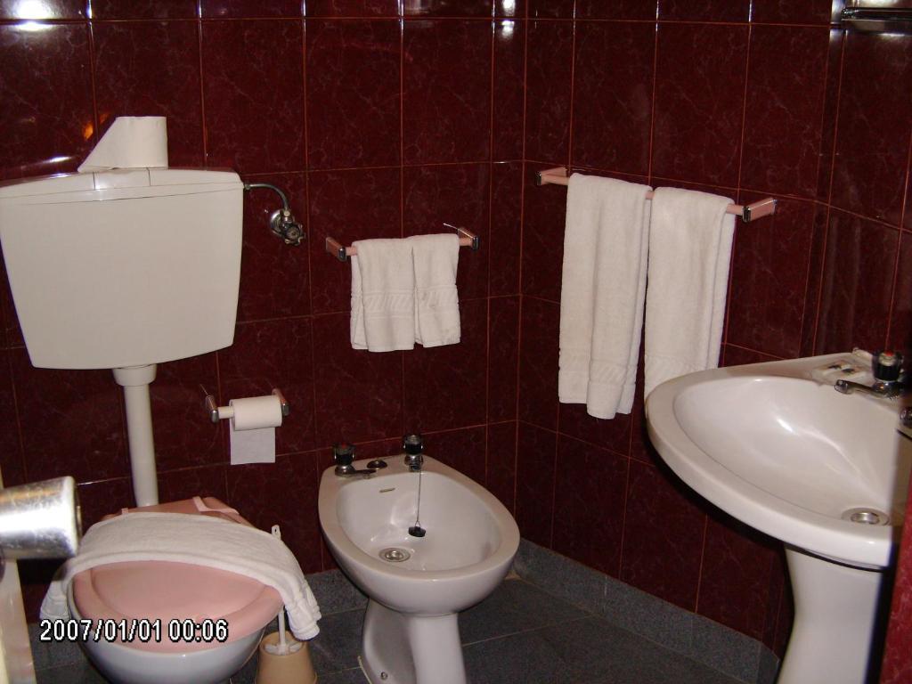Olhos Pretos Hotel Caldas Da Rainha Room photo